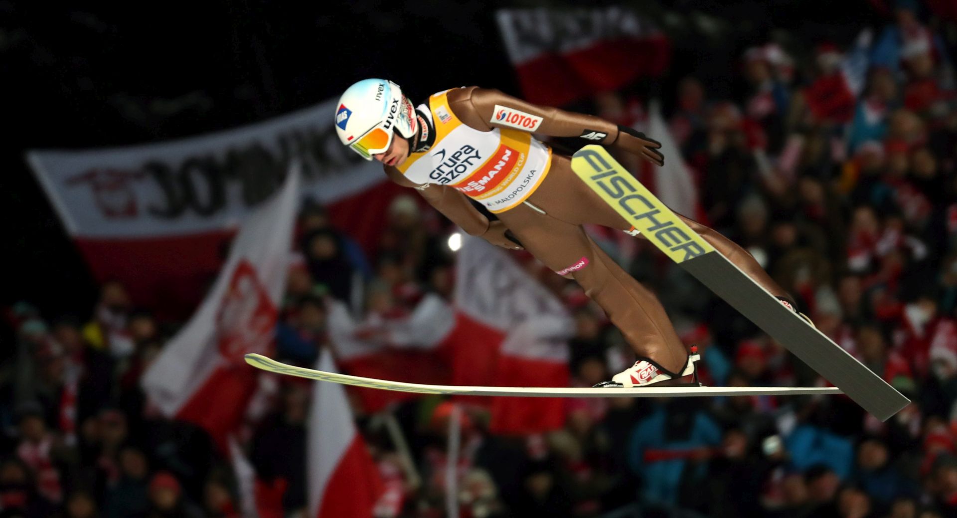 epa05741948 Kamil Stoch of Poland is airborne during the first round of the Men's individual competition at the HS-134 jumping hill during the Ski Jumping World Cup in Zakopane, Poland, 22 January 2017.  EPA/Grzegorz Momot POLAND OUT