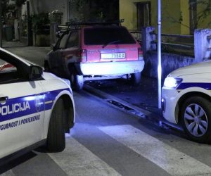 23.05.2019., Zagreb - Zapaljen automobil u ulici Jurja Dobrile na zagrebackoj Tresnjevci. 
Photo: Marko Prpic/PIXSELL