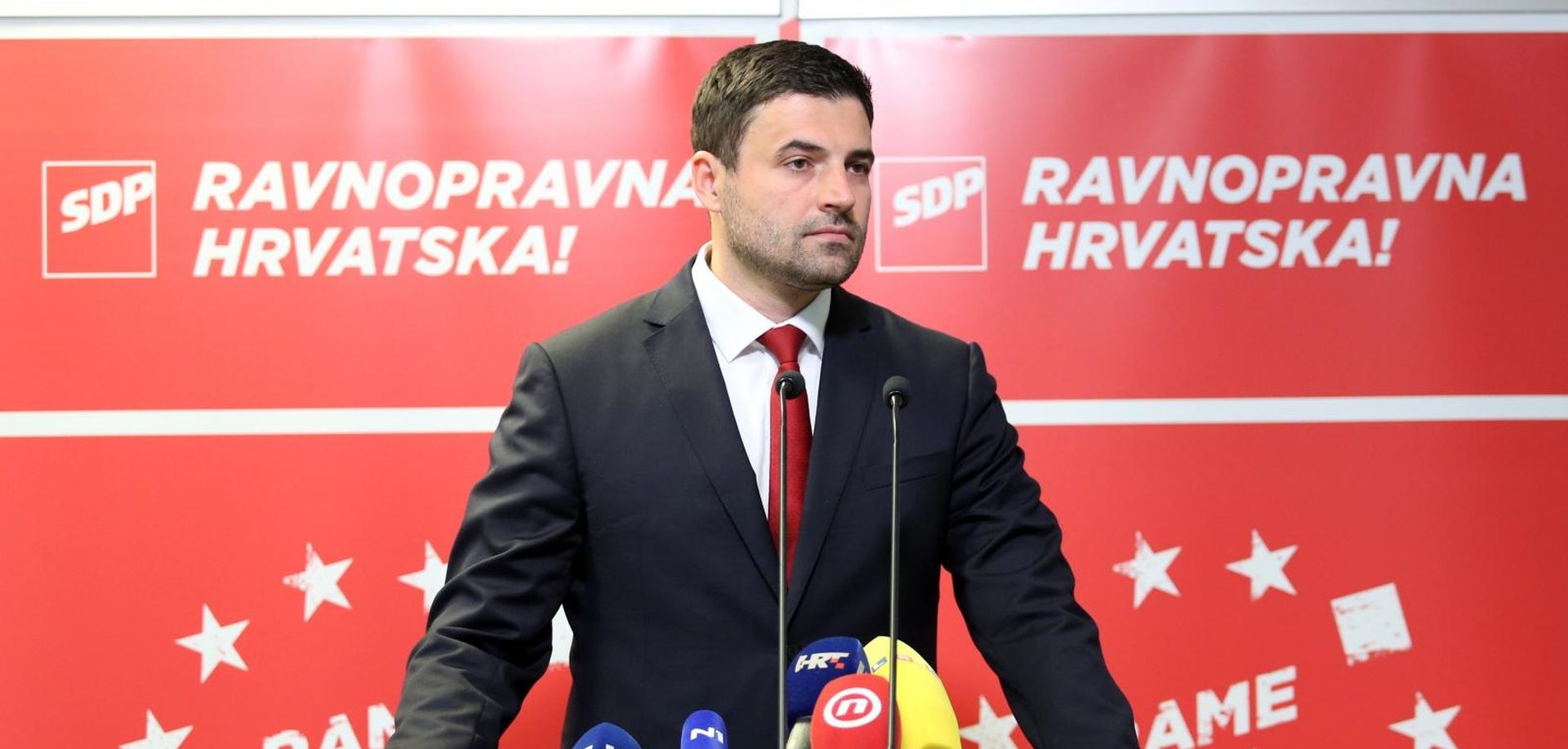 17.06.2019., Zagreb - Davor Bernardic odrzao konferenciju za medije u sredisnjici SDP-a povodom kandidature Zorana Milanovica za predsjednika RH. Photo: Luka Stanzl/PIXSELL