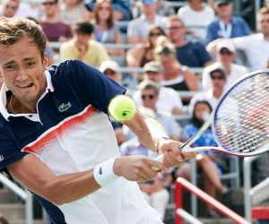 epa07769026 Daniil Medvedev of Russia in action against Rafael Nadal of Spain during their finals match of the Rogers Cup tennis tournament in Montreal, Canada, 11 August 2019.  EPA/VALERIE BLUM