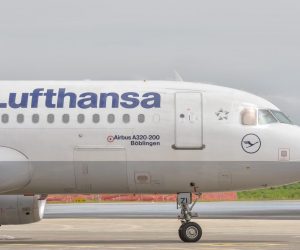 05.05.2018., Zadar - U zracnu luku Zadar jutros je svecano sletio prvi zrakoplov Lufthanse iz Frankfurta. Airbus A-319 docekan je atraktivnim „krstenjem“ vodenim topovima vatrogasne postrojbe Zracne luke Zadar, a uruceni su i prigodni darovi za putnike u dolasku i odlasku. Nakon linije za Munchen, rijec je o drugoj liniji ove kompanije prema Zracnoj luci Zadar i ukupno devetom odredistu Lufthansa Grupe. Zadar ce dva puta tjedno biti povezan s jednim od najvecih europskih zrakoplovnih cvorišta Frankfurtom, zrakoplovima Airbus A319, i to subotom i nedjeljom. 
Photo: Dino Stanin/PIXSELL