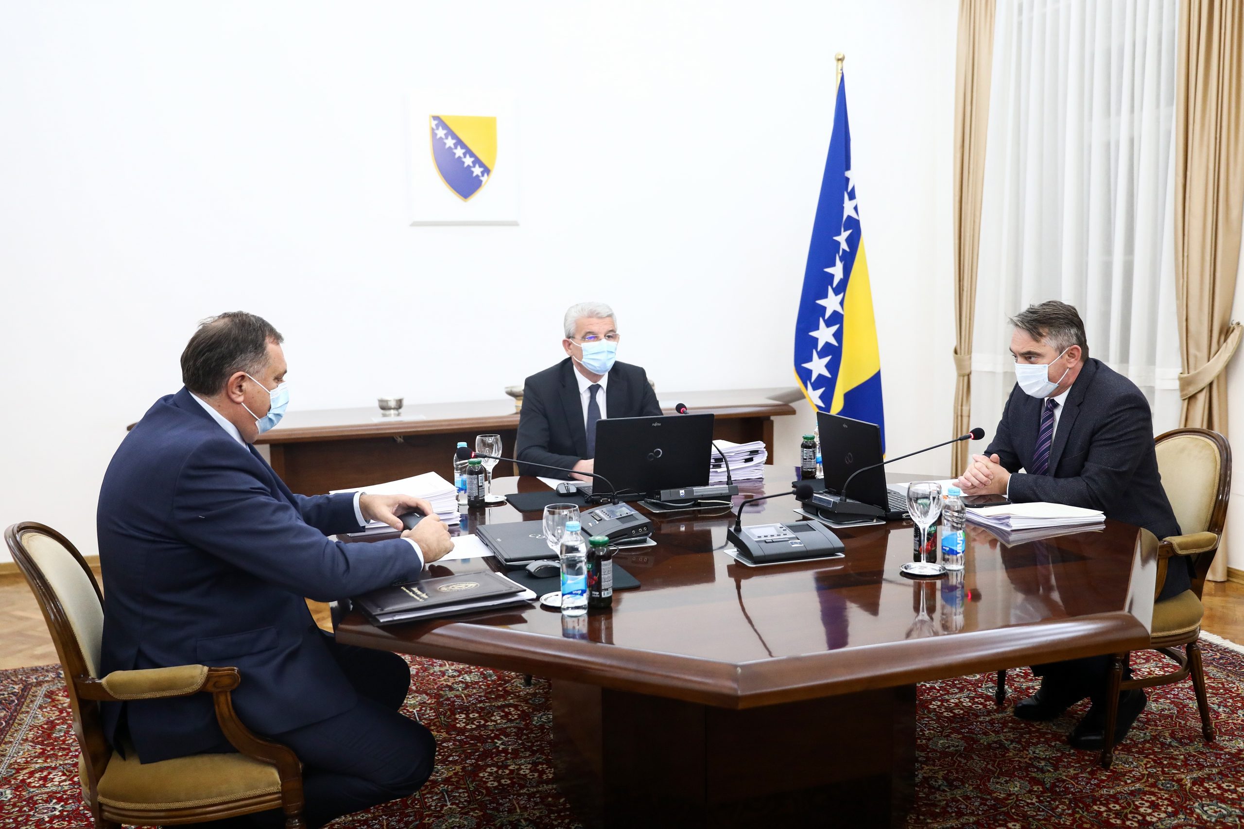 19.11.2020., Sarajevo, Bosna i Hercegovina  - 18. redovna  sjednica Predsjednistva Bosne i Hercegovine. (L-D) Milorad Dodik, Sefik Dzaferovic, Zeljko Komsic
Photo: Armin Durgut/PIXSELL