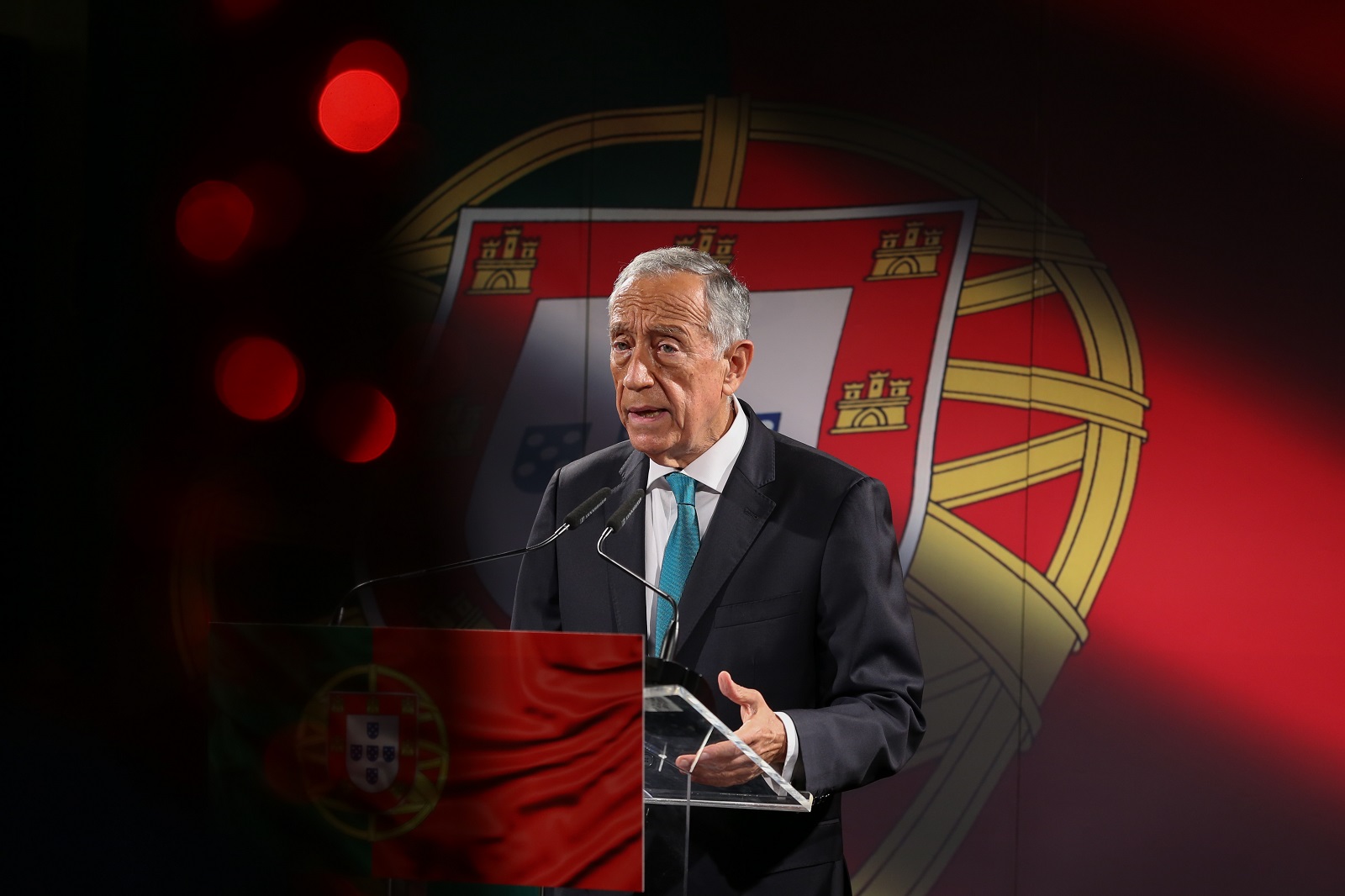 epaselect epa08868791 Portugal's President Marcelo Rebelo de Sousa, during the announcement of his decision to  run again for Portugal's Head of State in the elections of 24 January 2021, in Lisbon, Portugal, 07 December 2020. Almost 72 years old, on 12 December, Marcelo Rebelo de Sousa was elected President of the Republic in the first round of elections on 24 January 2016, with 52% of the vote.  EPA/MANUEL DE ALMEIDA / POOL