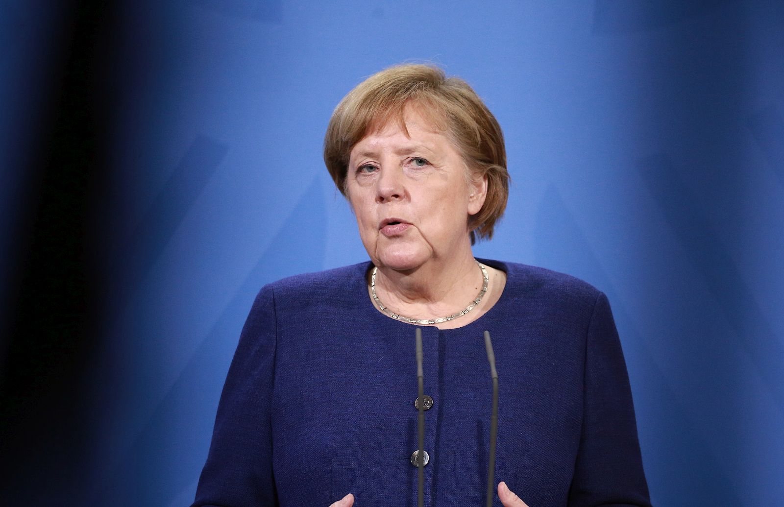 epa09036521 German Chancellor Angela Merkel holds a press conference after the European Council video conference, Berlin, Germany, 25 February 2021.  EPA/CHRISTIAN MARQUARDT / POOL