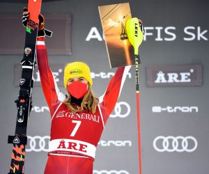 epa09071720 Katharina Liensberger of Austria celebrates on the podium after winning the women's Slalom race of the FIS Alpine Skiing World Cup in Are, Sweden, 13 March 2021.  EPA/Pontus Lundahl  SWEDEN OUT