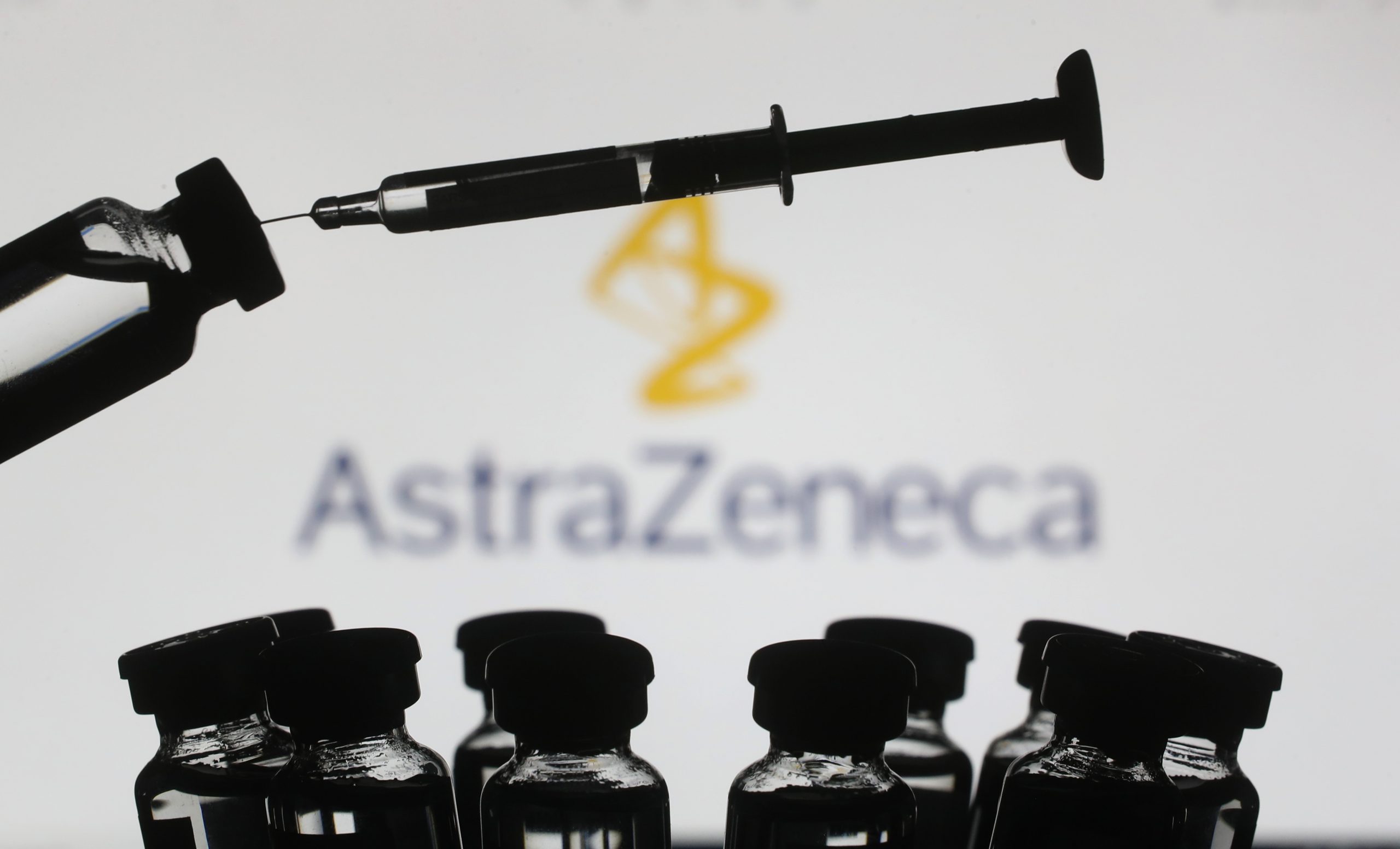 14.08.2020.,. .Zagreb . Ilustracija za cjepivo protiv koronavirusa. Velike svjetske farmaceutske kompanije ( GSK, Pfizer, Sanofi,Astrazenica, Valneva,Sanofi,BioNTech ) koje su vec u 3. fazi klinickih ispitivanja cjepiva za COVID 19. Photo: Zeljko Lukunic/PIXSELL