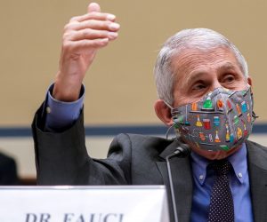 epa09137639 Director of the U.S. National Institute of Allergy and Infectious Diseases (NIAID) Anthony Fauci attends a hearing of the House Select Subcommittee on the Coronavirus Crisis on the Capitol Hill in Washington, DC, USA, 15 April 2021.  EPA/AMR ALFIKY / POOL