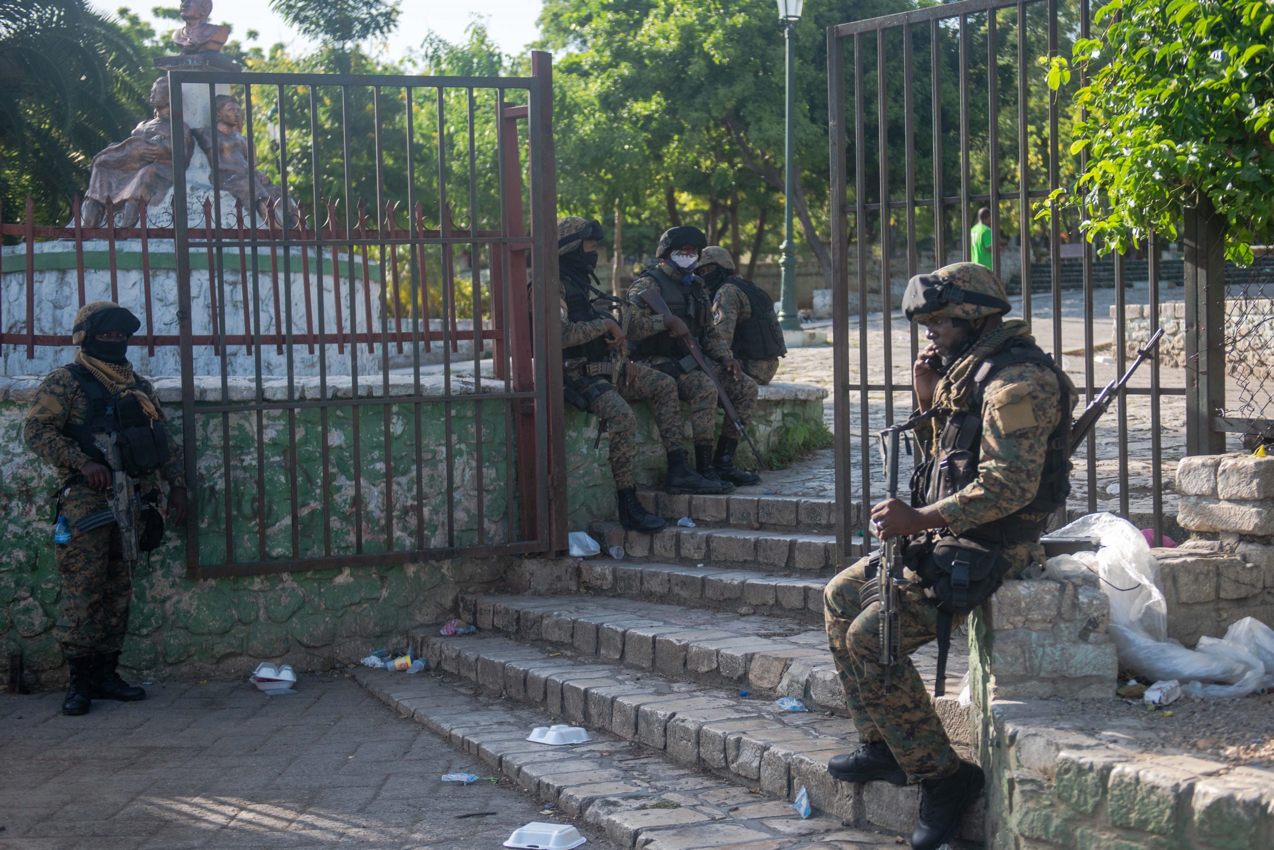 epa09329351 Security agents guard the residence of late Haitian President Jovenel Moise in Port-au-Prince, Haiti, 07 July 2021. The President of Haiti Jovenel Moise, was assassinated on 07 July by armed men who carried out an attack on his residence in the early morning in the Pelerin neighborhood of Port-au-Prince, said interim prime minister, Claude Joseph.  EPA/JEAN MARC HERVE ABELARD