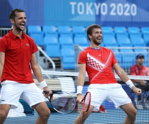 Tokio, 29.07.2021 - Hrvatski teniski par Mate Pavic i Nikola Metic izborili su finale Olimpijskih igara Tokio 2020 nakon pobjede protiv americkog para Austina Krajiceka i Tennysa Sandgrena.
foto HINA/ Damir SENCAR/ ds