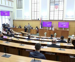 11.05.2021., Zagreb - Predsjednik Hrvatskoga sabora Gordan Jandrokovic otvorio je danas „Konferenciju o buducnosti Europe – vizija Hrvatske“. Konferenciju je organizirao Hrvatski sabor i Ured Europskog parlamenta u Hrvatskoj, u suradnji s Predstavnistvom Europske komisije u Hrvatskoj i Mrezom centara Europe Direct u Hrvatskoj.
Photo: Patrik Macek/PIXSELL