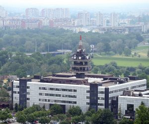 24.05.2018., Zagreb - Pogled na panoramu Zagreba sa zadnjeg kata nebodera Eurotower. Prisavlje, HRT, Hrvatska radiotelevizija, Novi Zagreb. 
Photo: Goran Stanzl/PIXSELL