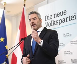 epa09618627 Austrian Interior Minister Karl Nehammer, new leader of the Austrian Peoples Party’s (OeVP) party and new designated Austrian Chancellor, speaks during a press conference following an OeVP party meeting at the Political Academy of the OeVP in Vienna, Austria, 03 December 2021. Former Austrian Chancellor and leader of OeVP Sebastian Kurz announced his retirement from politics on 03 December 2021.  EPA/CHRISTIAN BRUNA