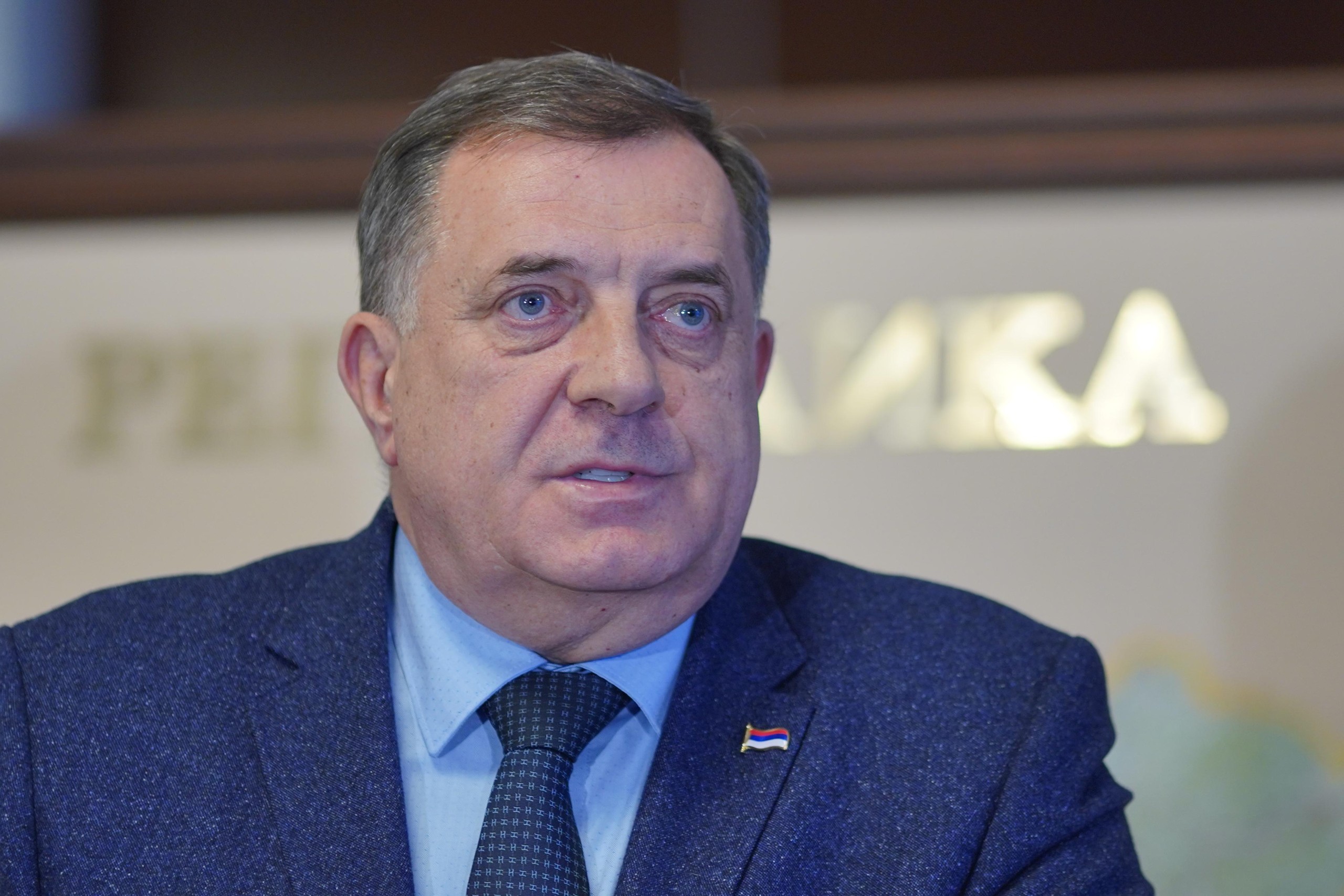 17.01.2022., zgrada Vlade RS, Banja Luka (BiH) – Milorad Dodik, srpski clan Predsjednistva BiH, odrzao pres konferenciju na kojoj je govorio o nedavnom sastanku sa Aleksandrom Vucicem, predsjednikom Srbije, novom Izbornom zakonu u BiH, Kristijanu Smitu i Eriku Nelsonu, kao i o tome kako pretpostavlja da Gabrijel Eskobar, visoki americki duznosnik, moze izdati nalog i za likvidacije u BiH. Photo: Dejan Rakita/PIXSELL