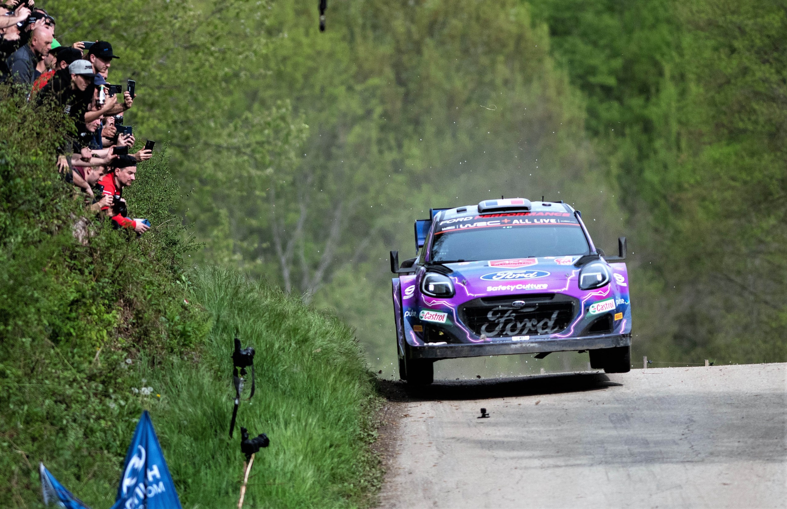 Karlovac, 23.4.2022.- Pierre-Louis Loubet i suvozaè Vincent Landais iz Francuske  tijekom etape Jakovo- Mali Modru potok, drugog dana utrke WRC Croatia Rally 2022. 
foto HINA/ Mladen Volariæ/ ua