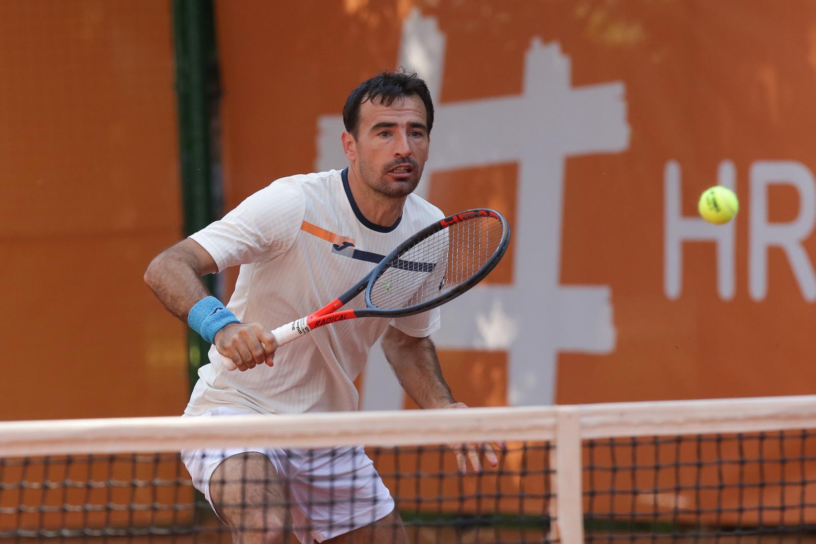 07.06.2020., Osijek - Hrvatski Premier Tenis, turnir humanitarnog karaktera u organizaciji Donne Vekic i njezine obitelji uz pokroviteljstvo Hrvatskog teniskog saveza. Photo: Dubravka Petric/PIXSELL