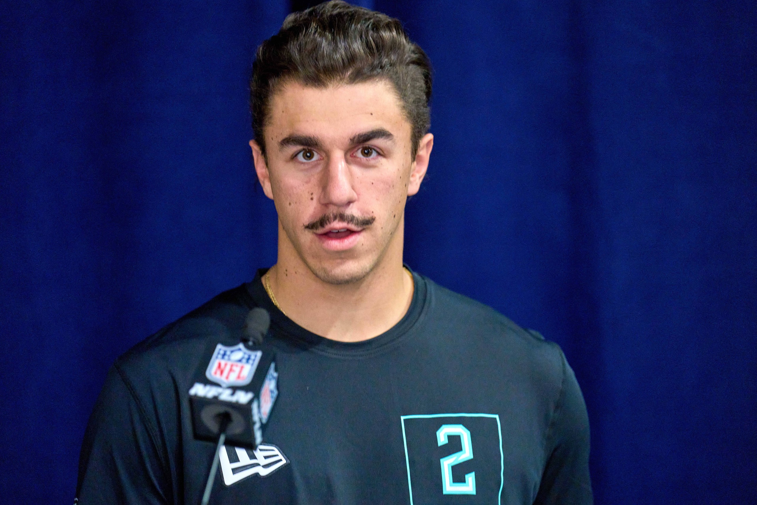 INDIANAPOLIS, IN - MARCH 05: Oklahoma kicker Gabe Brkic answers questions from the media during the NFL, American Football Herren, USA Scouting Combine on March 5, 2022, at the Indiana Convention Center in Indianapolis, IN. Photo by Robin Alam/Icon Sportswire NFL: MAR 05 Scouting Combine Icon164220305121