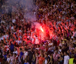 Split, 06.06.2022 - Utakmica 2. kola skupine A Lige nacija Hrvatska - Francuska. Na slici navijači su zapalili baklju na tribinama Poljuda.
foto HINA/ Mario STRMOTIĆ/ ds