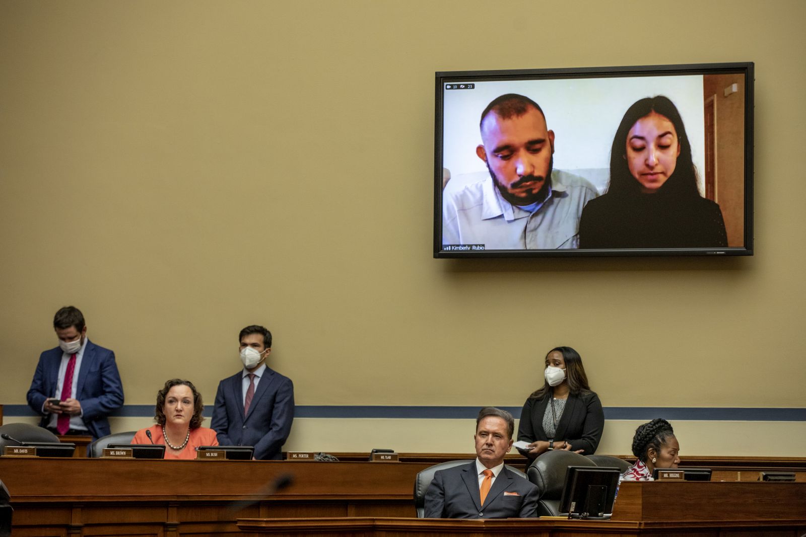 epa10002242 Felix Rubio and Kimberly Rubio, parents of Lexi Rubio 10, a victim of the mass shooting in Uvalde, Texas, testify to The House Oversight and Reform Committee about gun violence in Washington, DC, USA, 08 June 2022.  EPA/Jason Andrew / POOL