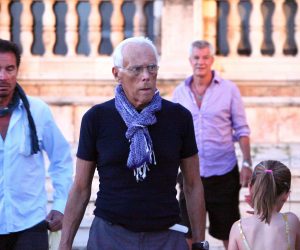 20.07.2009., Hvar, Hrvatska - Giorgio Armani doplovio je na Hvar s jahtom Main u drustvu svojih prijatelja. Prosetao se gradom, posjetio crkvu, par ducana i obavio mali shopping. U blizini njegove jahte bila je usidrena jahta Petara Berniea Ecclestonea.rPhoto: Dalibor Urukalovic/24sata