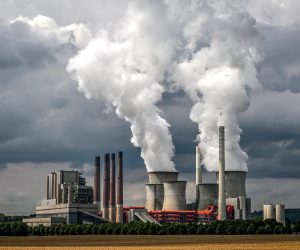 epa10092400 Steam rises from the lignite-fired power plant Neurath operated by German energy supplier RWE near Grevenbroich, Germany, 26 July 2022. The German parliament earlier this month passed a regulation to prolonge operations of coal-fired power plants, while coal power is being phased-out, in order to bridge the gap and compensate for a reduced gas delivery from Russia via pipelines. The Rhenish lignite mining region in western Germany is the largest CO2 emitter in Europe.  EPA/SASCHA STEINBACH