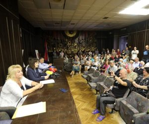 22.08.2022., Rijeka - Konferencija za medije, o recentnim dogadjajima i stanju na Klinici za onkologijui radioterapiju, tri djelatnice KBC-a Rijeka koje su dobile otkaz ugovora o radu.  Bivsa predstojnica klinike za onkologiju Ingrid Belac Lovasic, bivsa  glavna sestra Vlasta Predovan i medicinska sestra Dinka Milinkovic. Uz njih na konferenciji sindikalistica Radmila Cahut.

 Photo: Goran Kovacic/PIXSELL