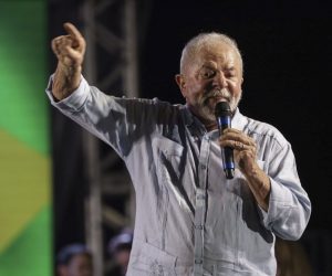 epa10151395 Former Brazilian president and presidential candidate Luiz Inacio Lula da Silva speaks during a campaign event, in Manaus, Amazonas state, Brazil, 31 August 2022.  EPA/Bruno Zanardo