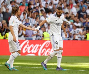 epa10157555 Real Madrid's Luka Modric (L) and Karim Benzema react during the Spanish LaLiga soccer match between Real Madrid and Real Betis at Santiago Bernabeu in Madrid, Spain, 03 September 2022.  EPA/JUAN CARLOS HIDALGO