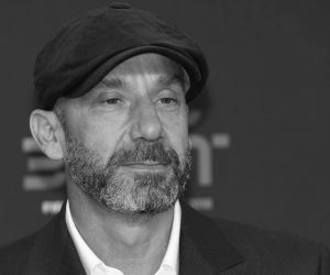 epa10391872 (FILE) - Former Italian soccer player Gianluca Vialli arrives for the Best FIFA Football Awards 2018 in London, Britain, 24 September 2018 (re-issued 06 January 2023). Gianluca Vialli died at the age of 58 after battling pancreatic cancer his family confirmed 06 January 2023.  EPA/FACUNDO ARRIZABALAGA *** Local Caption *** 54650542