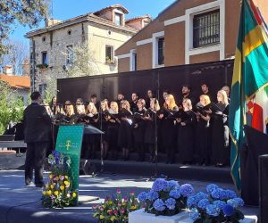 Pula, 17.3.2023.- Park Anne Frank sveèano je otvoren na pulskoj Punti uz prigodan kulturno-umjetnièki program i sudjelovanje uvaenih gostiju, predstavnika Vlade, veleposlanstva i konzulata. 
foto HINA/ Daniel SPONZA/ ua