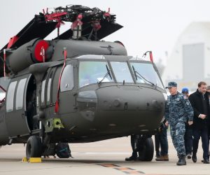 03.12.2022., Zagreb - Medjunarodna zracna luka "dr. Franjo Tudjman". Prihvat dva helikoptera UH-60M Black Hawk iz projekta opremanja Oruzanih snaga Republike Hrvatske koji je zapoceo u prosincu 2018. godine u suradnji s Vladom SAD-a. Photo: Slavko Midzor/PIXSELL