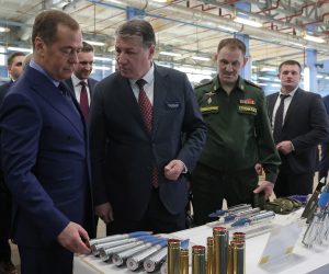 epa10549148 Deputy head of Russia's Security Council Dmitry Medvedev (L) visits a weapons factory in Tatarstan, Russia, 29 March 2023.  EPA/EKATERINA SHTUKINA /SPUTNIK/GOVERNMENT PRESS SERVICE POOL MANDATORY CREDIT