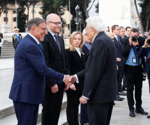 epa10590222 Italian Senate President Ignazio La Russa (L), Italian President Sergio Mattarella (R), Italian Prime Minister Giorgia Meloni (2-R) and Italian President Chamber of Deputies Lorenzo Fontana (2-L) attend a wreath-laying ceremony at the Altar of the Fatherland (Altare della Patria) during celebrations for the 78th Liberation Day, in Rome, Italy, 25 April 2023. Liberation Day (Festa della Liberazione) is a nationwide public holiday in Italy that is annually celebrated on 25 April. The day remembers Italians who fought against the Nazis and Mussolini's troops during World War II and honors those who served in the Italian Resistance.  EPA/GIUSEPPE LAMI