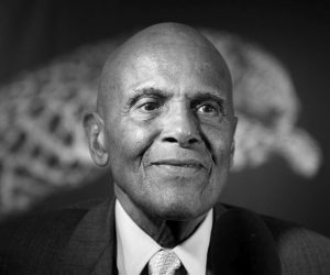 epa10590778 (FILE) - US actor Harry Belafonte smiles before the award ceremony for receiving a career award at the Locarno Film Festival in Locarno, Switzerland, 06 August 2012 (reissued 25 April 2023). Harry Bellafonte died at the age of 96, his spokesman said on 25 April 2023.  EPA/URS FLUEELER *** Local Caption *** 50469510