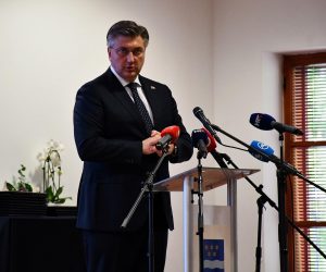 17.04.2023., Slavonski Brod - Predsjednik Vlade Andrej Plenkovic sudjelovao je na svecanosti obiljezavanja Dana Brodsko-posavske zupanije.  Photo: Ivica Galovic/PIXSELL