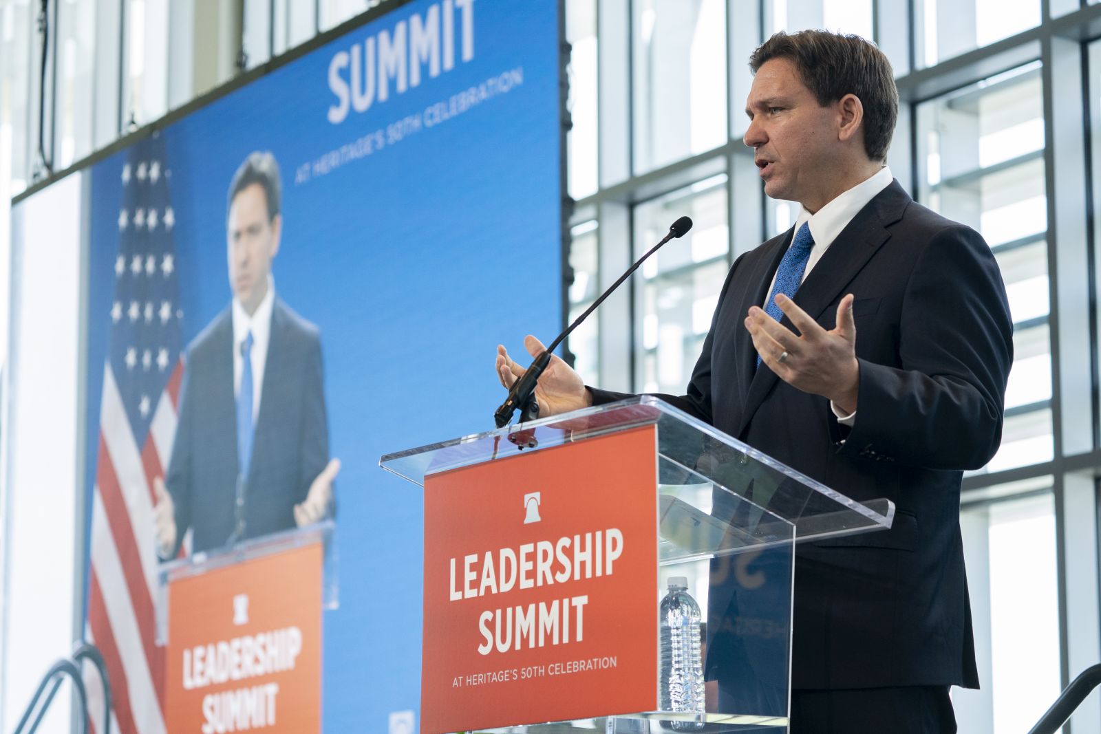 epa10584326 Florida Governor and 2024 Republican candidate for US President Ron DeSantis delivers the keynote address at The Heritage Foundations 50th Anniversary Leadership Summit at National Harbor, Maryland, USA, 21 April 2023. A new Wall Street Journal poll finds former President Donald Trump has gained command of the GOP presidential-nomination race over Ron DeSantis.  EPA/SHAWN THEW