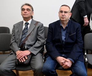 04.05.2023., Zagreb - Na Zupanijskom sudu objava preduse u aferi HPB Josipu Protegi, Ivanu Sladonju, Marijanu Krinicu i Borisu Simunicu. Ivan Sladonja, Boris Simunic Photo: Marko Lukunic/PIXSELL