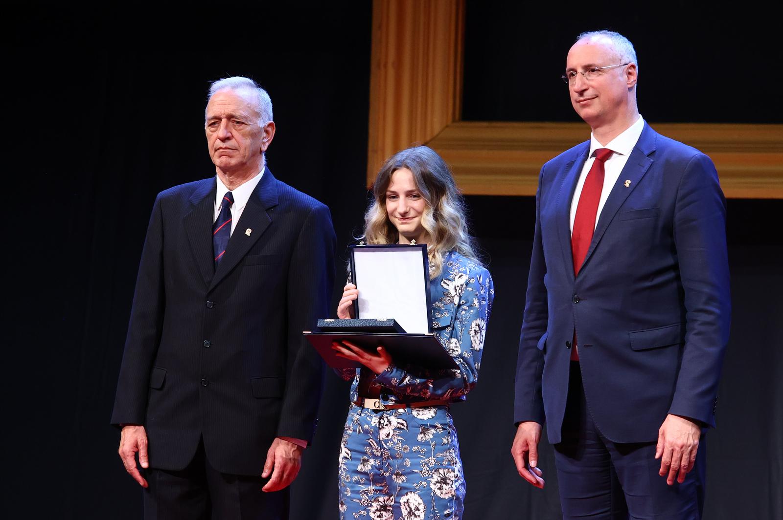 06.05.2023., Split - Povodom Dana grada i blagdana Sv. Dujma odrzana je svecana sjednica Gradskog vijeca i dodijeljene su nagrade Grada Splita. predsjednik Gradskog vijeca Zeljko Domazet, Lena Stojkovic, gradonacelnik Splita Ivica Puljak Photo: Miroslav Lelas/PIXSELL