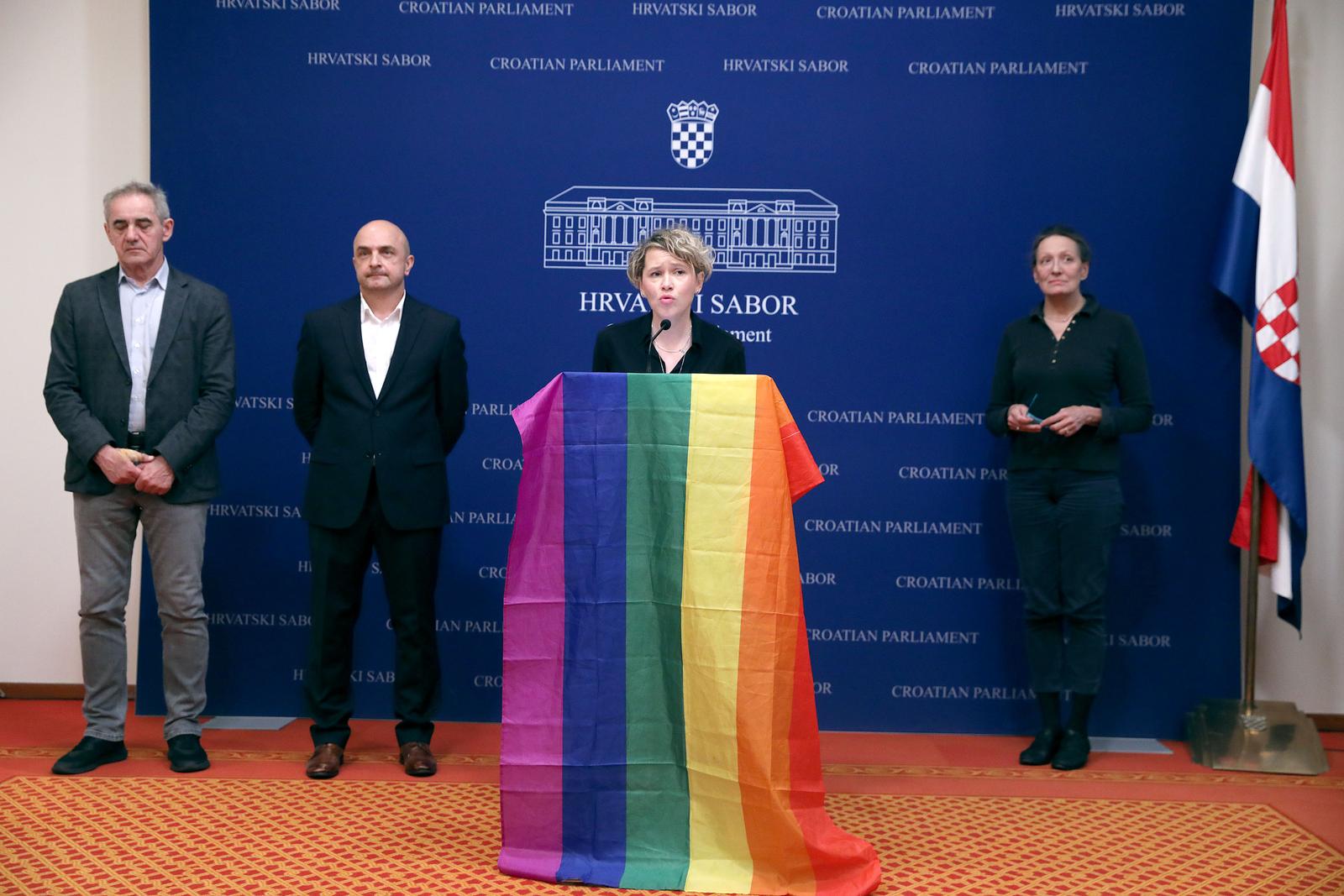 17.05.2023., Zagreb - Na konferenciji za medije Kluba zastupnika Mozemo! odrzanoj u Saboru o temi "Prema punoj jednakosti LGBTIQ osoba" govorili su Ivana Kekin i Gordan Bosanac. Photo: Patrik Macek/PIXSELL