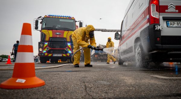 epa10717320 Ukrainian emergency response personnel take part in exercises to prepare for a possible attack on the nuclear power plant in Zaporizhzhia , Ukraine, 29 June 2023, amid the Russian invasion. Russian troops entered Ukrainian territory in February 2022, starting a conflict that has provoked destruction and a humanitarian crisis.  EPA/NICOLETTA STOYANOVA