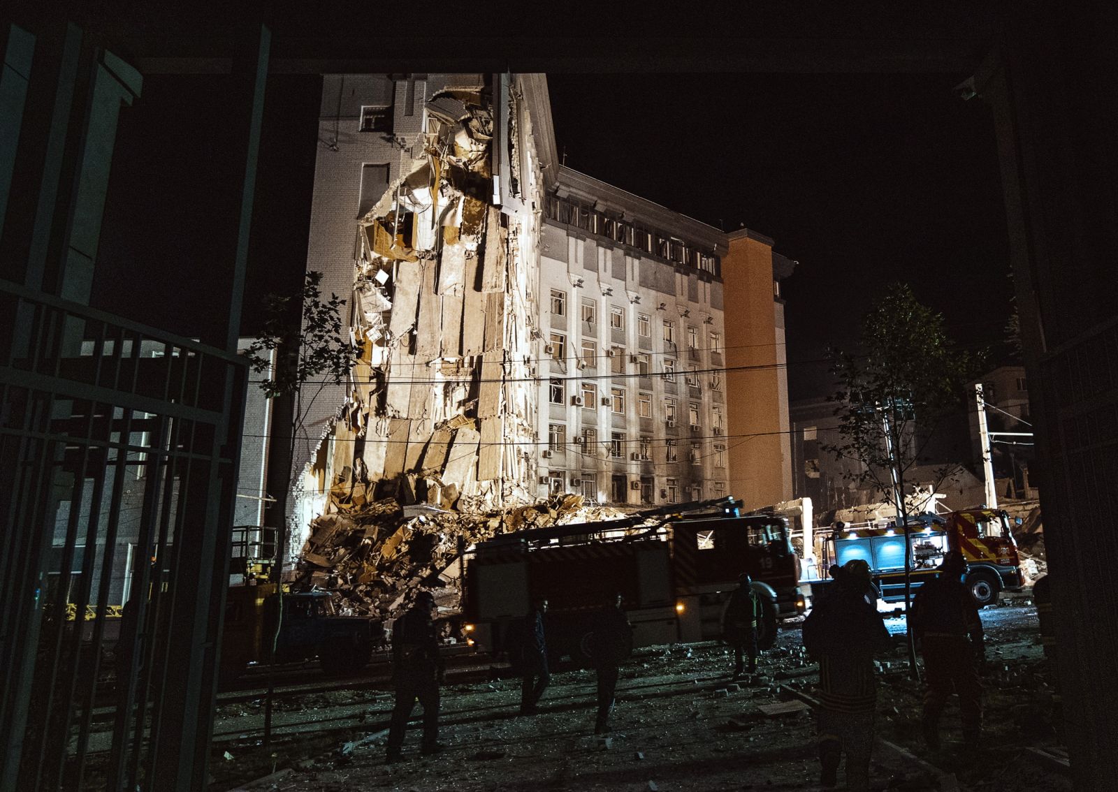 epa10774454 Ukrainian rescuers work at the site of a damaged administrative building after shelling in Dnipro, central Ukraine, 28 July 2023, amid the Russian invasion. A high-rise newly-erected residential building and administrative building were damaged in shelling. At least 9 people injured, including two children, as a result of a Russian attack on the city of Dnipro, the Regional State Administration reported. Russian troops entered Ukrainian territory in February 2022, starting a conflict that has provoked destruction and a humanitarian crisis.  EPA/ARSEN DZODZAIEV