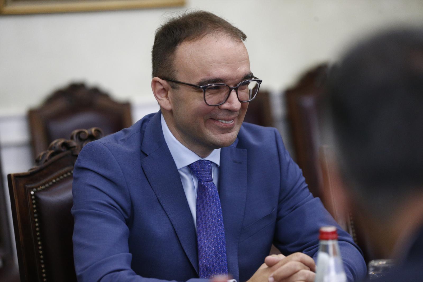 26, July, 2023, Belgrade -First Deputy Prime Minister and Minister of Foreign Affairs Ivica Dacic received the newly appointed Ambassador of Bosnia and Herzegovina, Aleksandar Vranjes, for a courtesy visit. Aleksandar Vranjes. Photo: Amir Hamzagic/ATAImages

26, jul, 2023, Beograd -  Prvi potpredsednik Vlade i ministar spoljnih poslova Ivica Dacic primio je u kurtoaznu posetu novoimenovanog ambasadora Bosne i Hercegovine Aleksandra Vranjesa.  Photo: Amir Hamzagic/ATAImages/PIXSELL