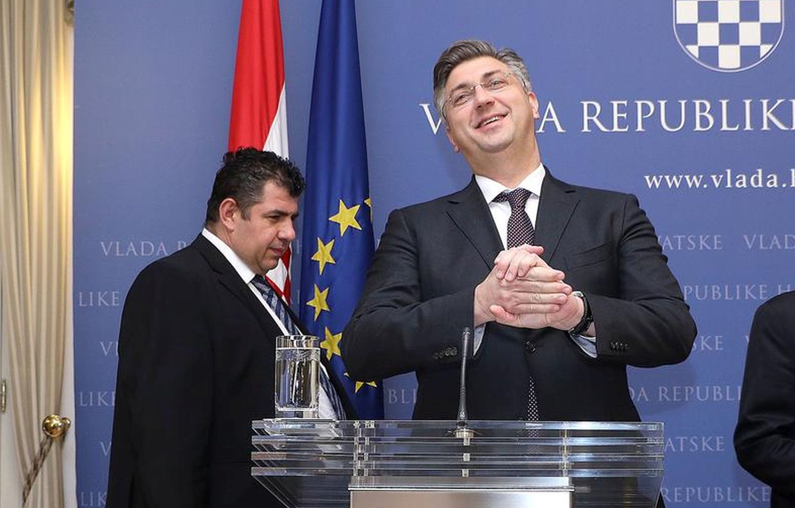 07.04.2017., Zagreb - Predsjednik Vlade RH Andrej Plenkovic objavio je na izvanrednoj konferenciji za medije da je rijesena kriza oko isporuke plina Petrokemiji Kutina. Djuro Popijac, Pavao Vujnovac, Goran Maric. rPhoto: Patrik Macek/PIXSELL