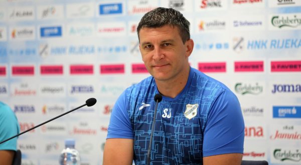 16.08.2023., Rijeka - Konferencija za medije HNK Rijeka u press centru stadiona na Rujevici uoci utakmice HNK Rijeka - B36 Torshavn. trener Rijeke Sergej Jakirovic Photo: Goran Kovacic/PIXSELL