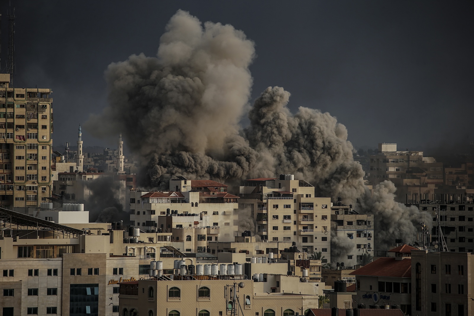 epa10910405 Smoke rises following an Israeli air strike on Gaza City, 09 October 2023. More than 700 Israelis were killed and over 2,000 were injured since the Islamist movement Hamas carried out an unprecedented attack on southern Israel on 07 October, the Israeli army said. According to Palestinian officials, more than 700 people were killed and nearly 4,000 were injured as a result of Israelâ€™s retaliatory raids and air strikes in the Palestinian enclave.  EPA/MOHAMMED SABER