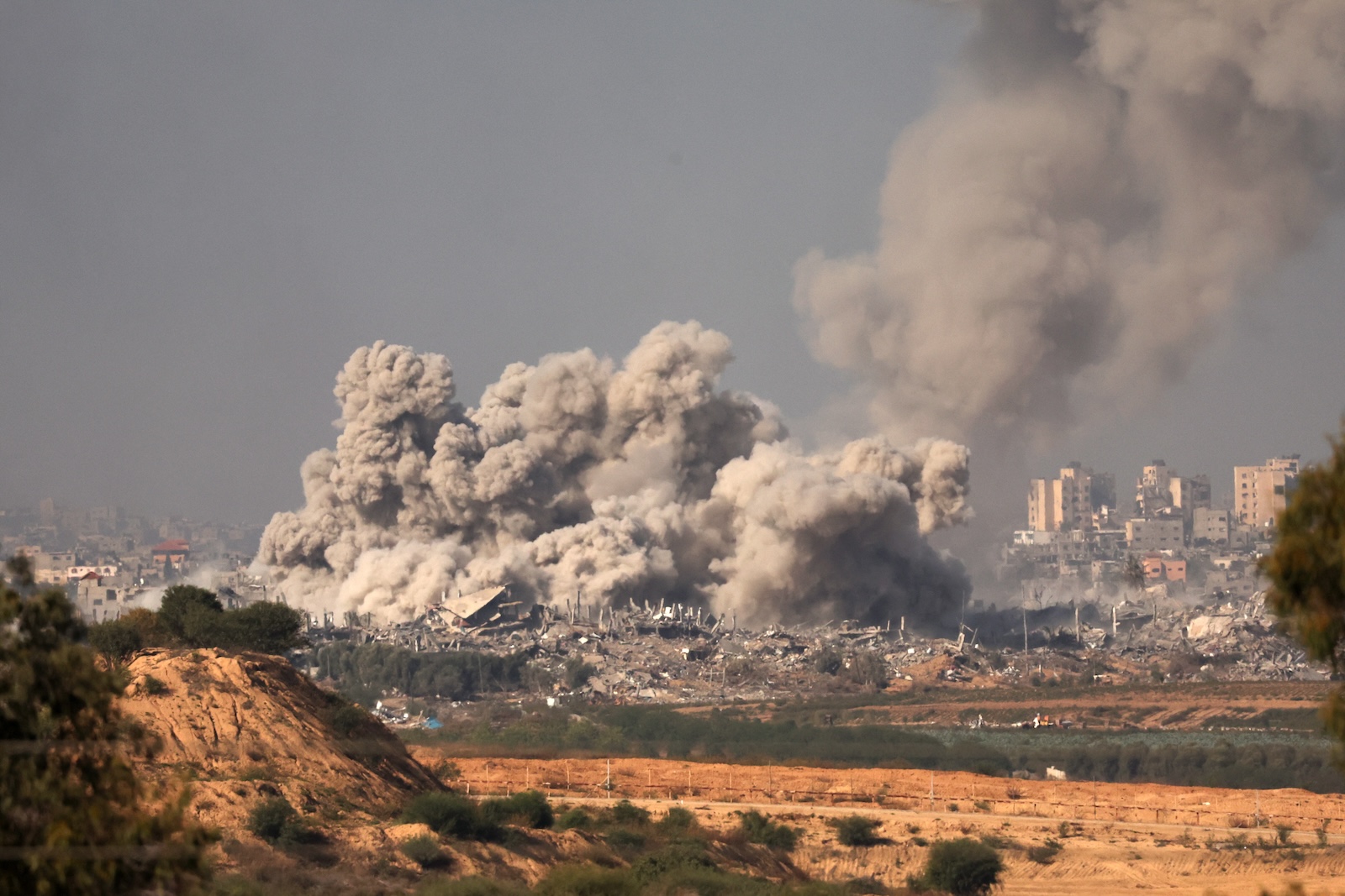 epa10987094 Smoke rises after an explosion on the northern part of the Gaza Strip, as seen from Sderot, southern Israel, 21 November 2023. More than 12,500 Palestinians and at least 1,200 Israelis have been killed, according to the Israel Defense Forces (IDF) and the Palestinian health authority, since Hamas militants launched an attack against Israel from the Gaza Strip on 07 October, and the Israeli operations in Gaza and the West Bank which followed it. As part of Israel's 'ground operations' in the Gaza Strip, Israeli military aircraft struck approximately 250 Hamas targets over the last day, the IDF announced on 21 November.  EPA/ATEF SAFADI