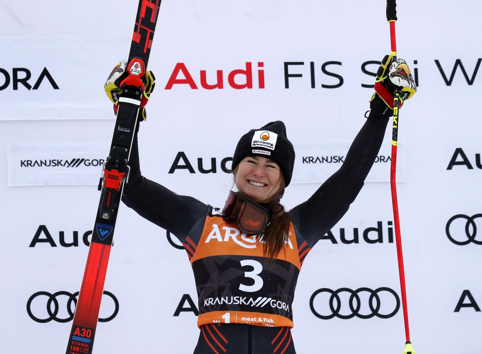 epa11060751 Valerie Grenier of Canada celebrates winning the Women's Giant Slalom race at the FIS Alpine Skiing World Cup in Kranjska Gora, Slovenia, 06 January 2024.  EPA/ANTONIO BAT