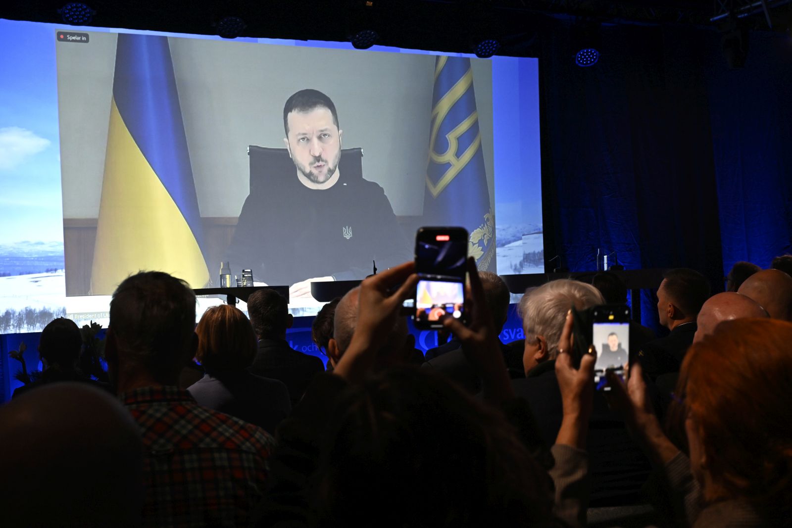 epa11062303 Ukrainian President Volodymyr Zelensky makes the opening speech via video conference at the Society and Defense National Conference in Salen, Sweden, 07 January 2023.  EPA/PONTUS LUNDAHL  SWEDEN OUT