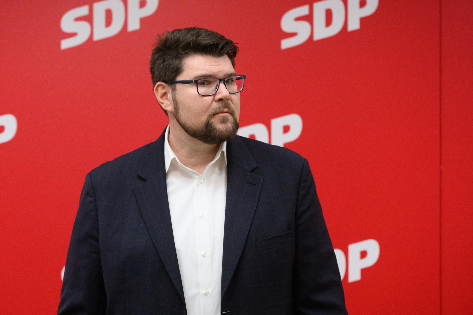 11.01.2024., Zagreb - Konferencija za medije  SDP-a. Predsjednik SDP-a Pedja Grbin govori o napadima na medije u Hrvatskoj.
 Photo: Davor Puklavec/PIXSELL