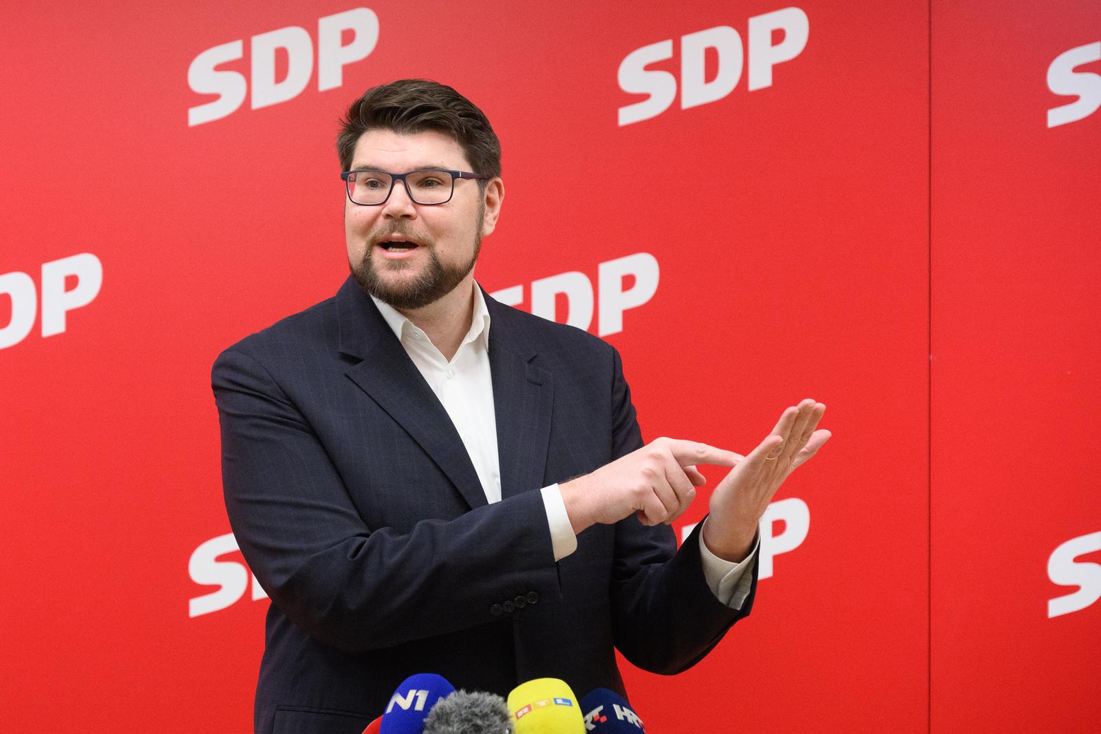 11.01.2024., Zagreb - Konferencija za medije  SDP-a. Predsjednik SDP-a Pedja Grbin govori o napadima na medije u Hrvatskoj.
 Photo: Davor Puklavec/PIXSELL