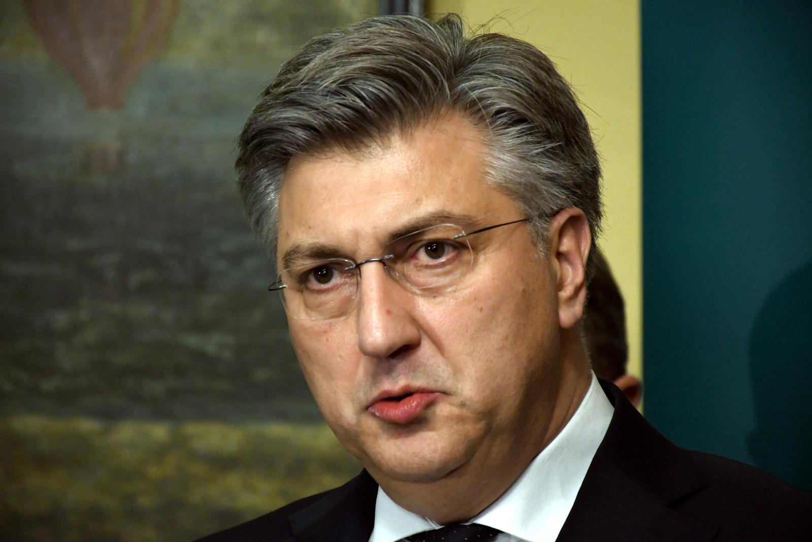 19.01.2024., Koprivnica - Predsjednik Vlade Andrej Plenkovic odrzao je sastanak sa zupanima pet sjeverozapadnih hrvatskih zupanija ukljucenih u Razvojni sporazum za Sjever Hrvatske. U sklopu sastanka podijeljeni su ugovori za buduce projekte zupanija.. Photo: Damir Spehar/PIXSELL